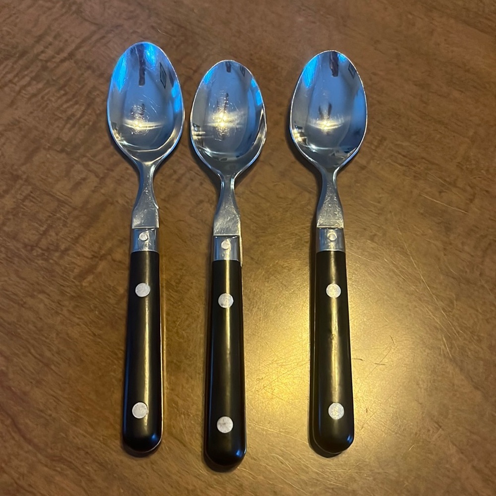 Washington‎ Forge Mardi Gras Stainless tablespoons black handle made in Korea